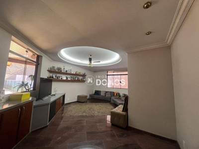 Sobrado, 6 quartos, 571 m² - Foto 4