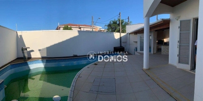 Casa, 4 quartos, 380 m² - Foto 4