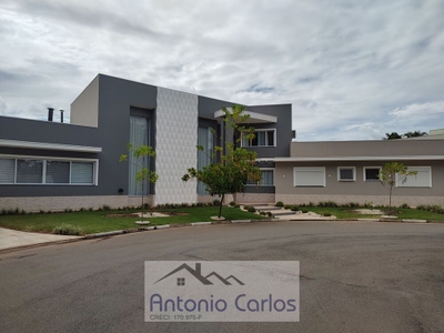 Casa, 3 quartos, 367 m² - Foto 1