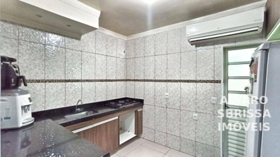 Casa, 4 quartos, 175 m² - Foto 2