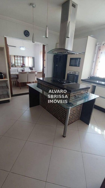 Casa, 3 quartos, 160 m² - Foto 2