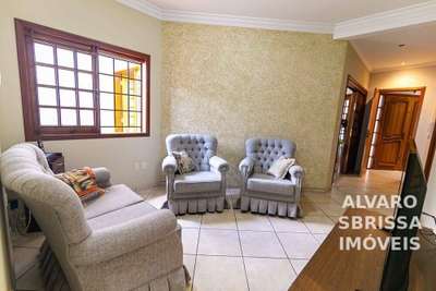 Casa, 4 quartos, 275 m² - Foto 1