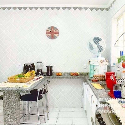 Casa, 3 quartos, 200 m² - Foto 4