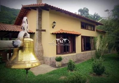 Casa, 3 quartos, 250 m² - Foto 1