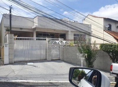 Casa, 3 quartos, 240 m² - Foto 4