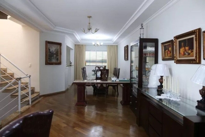 Sobrado, 3 quartos, 228 m² - Foto 2