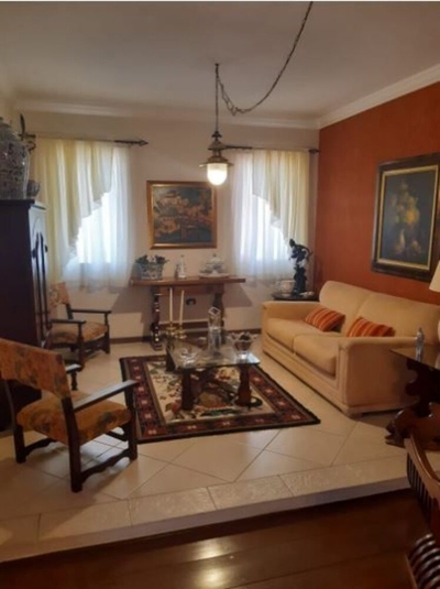 Sobrado, 4 quartos, 356 m² - Foto 1