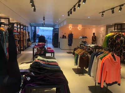 Depósito-Galpão, 718 m² - Foto 1