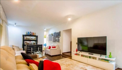 Sobrado, 4 quartos, 320 m² - Foto 1