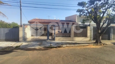 Casa, 3 quartos - Foto 1