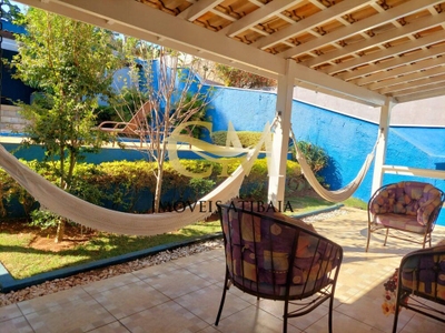 Casa, 4 quartos, 260 m² - Foto 2