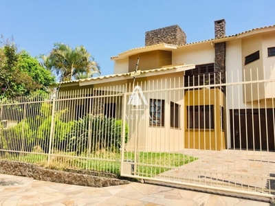 Casa, 3 quartos, 280 m² - Foto 1