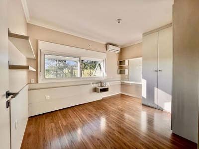 Casa, 4 quartos, 256 m² - Foto 4