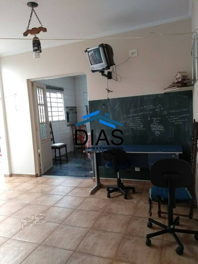 Casa, 3 quartos, 240 m² - Foto 3