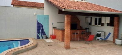 Casa, 3 quartos, 139 m² - Foto 2