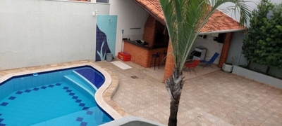 Casa, 3 quartos, 139 m² - Foto 1