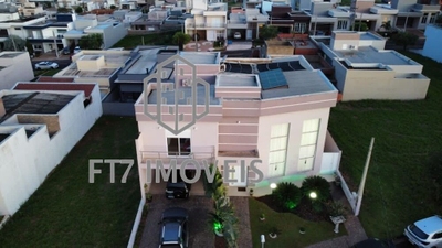 Sobrado, 4 quartos, 252 m² - Foto 1