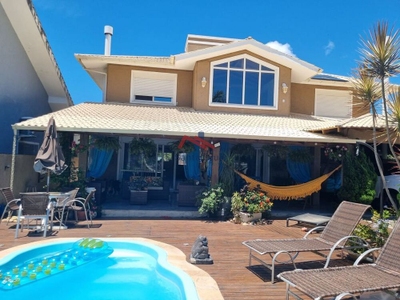 Sobrado, 4 quartos, 355 m² - Foto 1