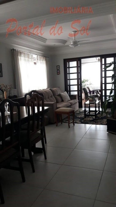 Casa, 3 quartos, 231 m² - Foto 4