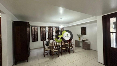 Casa, 4 quartos, 376 m² - Foto 1