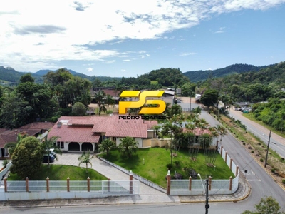 Casa, 5 quartos, 2000 m² - Foto 1