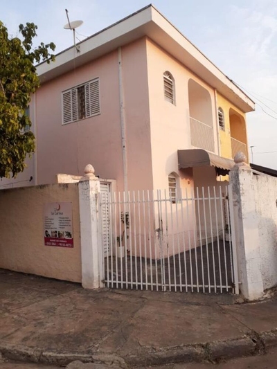 Sobrado, 3 quartos, 280 m² - Foto 1