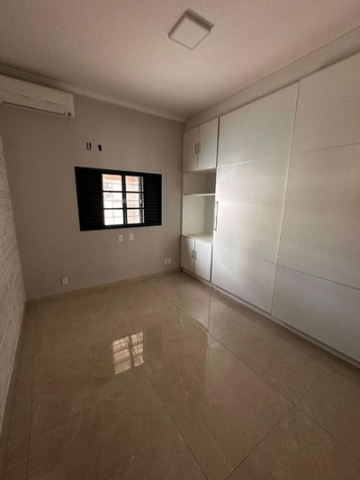 Casa, 3 quartos, 271 m² - Foto 4
