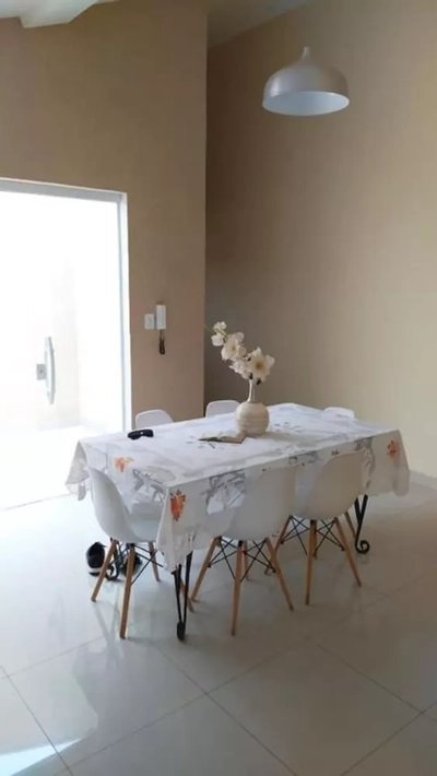 Casa, 3 quartos, 245 m² - Foto 2