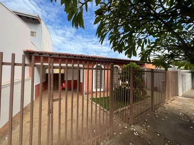 Casa, 3 quartos, 160 m² - Foto 1