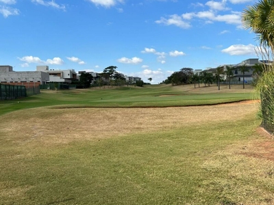 Loteamento e Condomínio, 600 m² - Foto 1