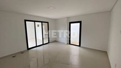 Casa, 1 quarto, 247 m² - Foto 3