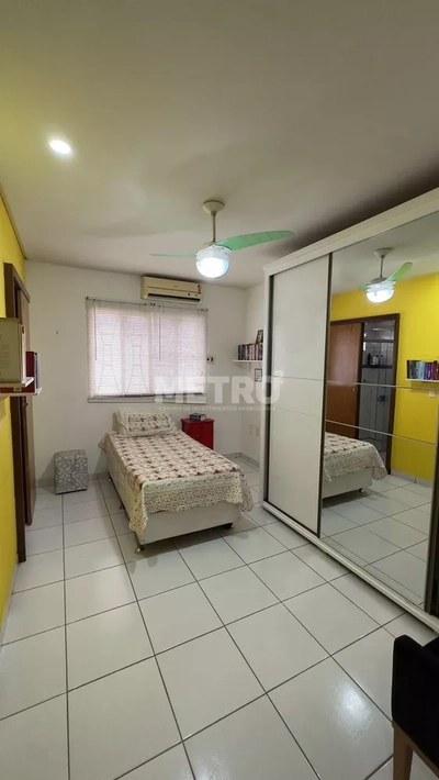 Casa, 4 quartos, 300 m² - Foto 4