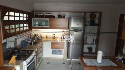 Casa, 3 quartos, 338 m² - Foto 4