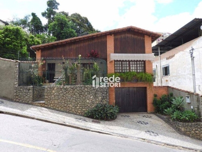 Casa, 4 quartos, 267 m² - Foto 1