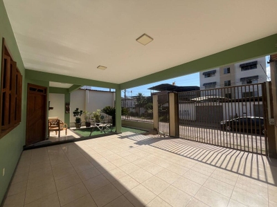 Casa, 3 quartos, 240 m² - Foto 2