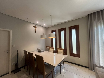 Casa, 3 quartos, 240 m² - Foto 4