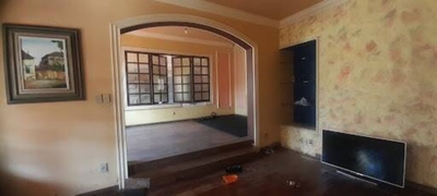 Casa, 3 quartos, 217 m² - Foto 1