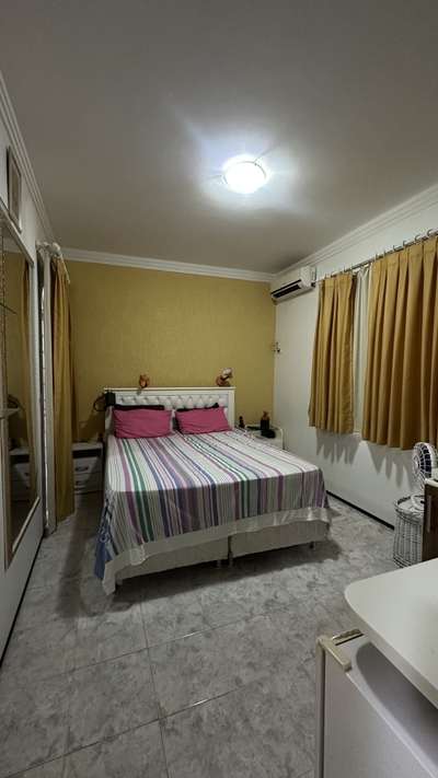 Casa, 3 quartos, 210 m² - Foto 2