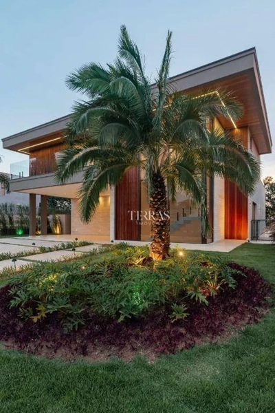 Casa, 5 quartos, 587 m² - Foto 1