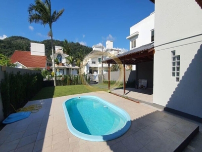 Casa, 3 quartos, 243 m² - Foto 2