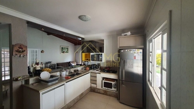 Casa, 4 quartos, 300 m² - Foto 4