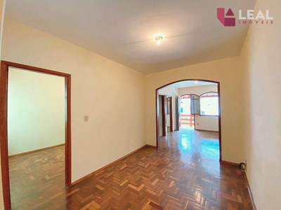 Casa, 4 quartos, 240 m² - Foto 2