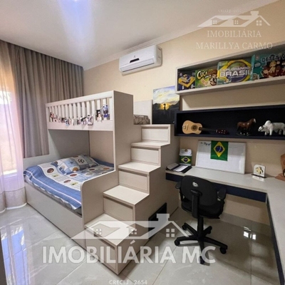 Casa, 3 quartos, 250 m² - Foto 4