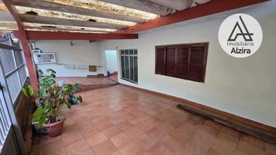 Casa, 3 quartos, 249 m² - Foto 2