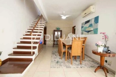 Cobertura, 3 quartos, 185 m² - Foto 1