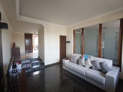 Casa, 4 quartos, 348 m² - Foto 3