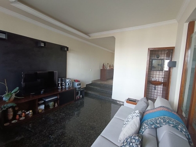 Casa, 4 quartos, 348 m² - Foto 2