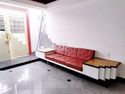 Prédio Inteiro - Foto 1