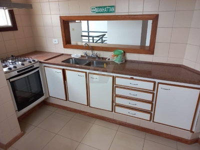 Cobertura, 3 quartos, 205 m² - Foto 4