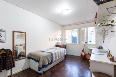 Casa, 4 quartos, 293 m² - Foto 1
